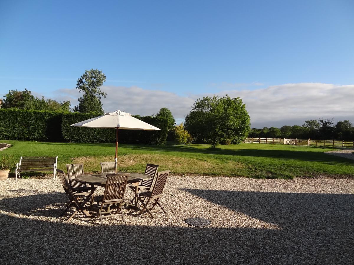 Huxham Farmhouse Bed & Breakfast East Pennard ภายนอก รูปภาพ