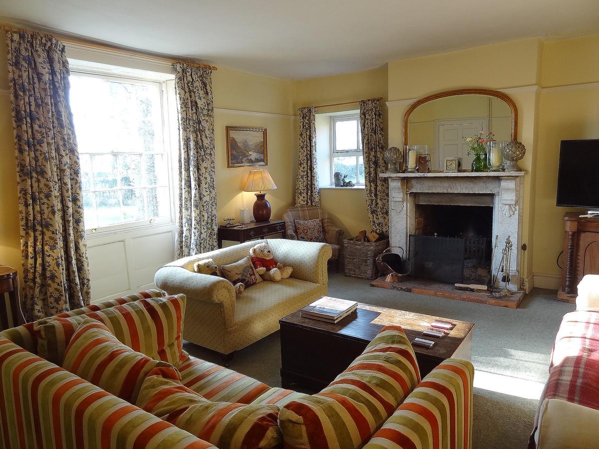 Huxham Farmhouse Bed & Breakfast East Pennard ภายนอก รูปภาพ