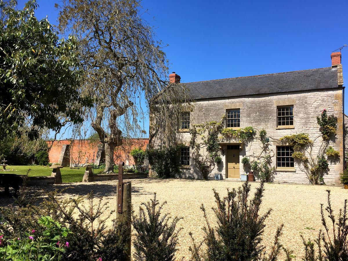 Huxham Farmhouse Bed & Breakfast East Pennard ภายนอก รูปภาพ