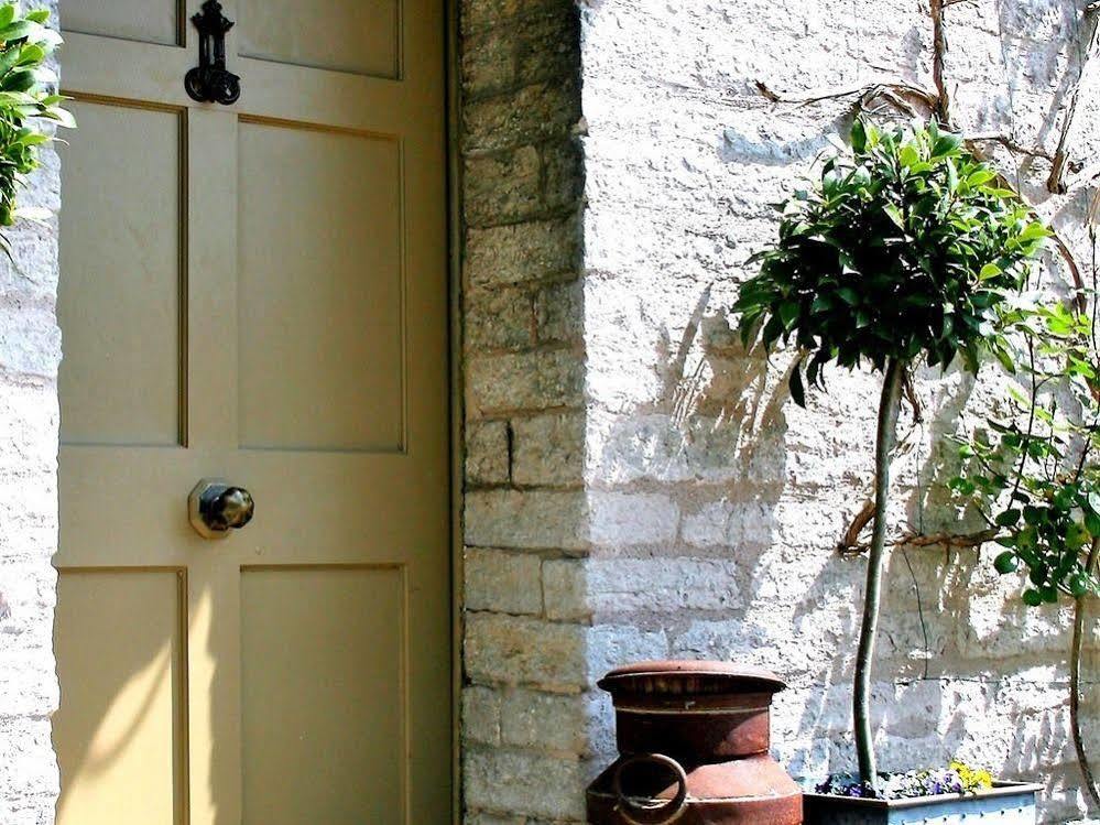 Huxham Farmhouse Bed & Breakfast East Pennard ภายนอก รูปภาพ