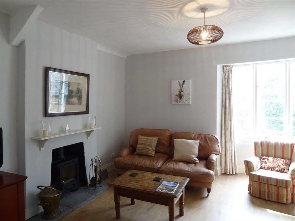 Huxham Farmhouse Bed & Breakfast East Pennard ภายนอก รูปภาพ