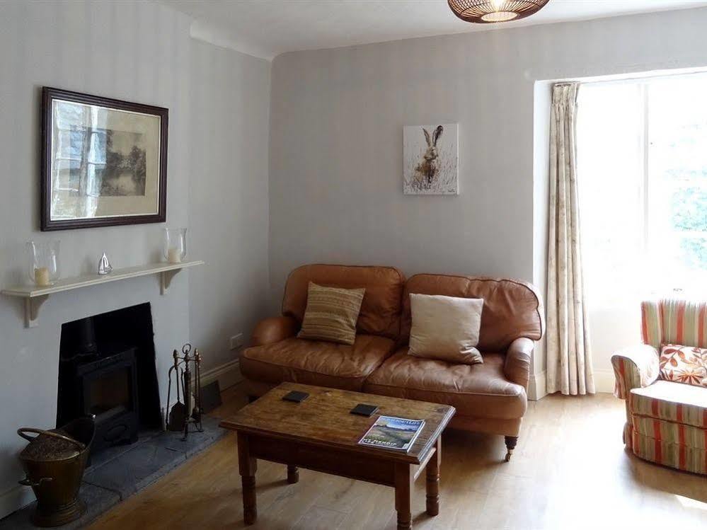 Huxham Farmhouse Bed & Breakfast East Pennard ภายนอก รูปภาพ