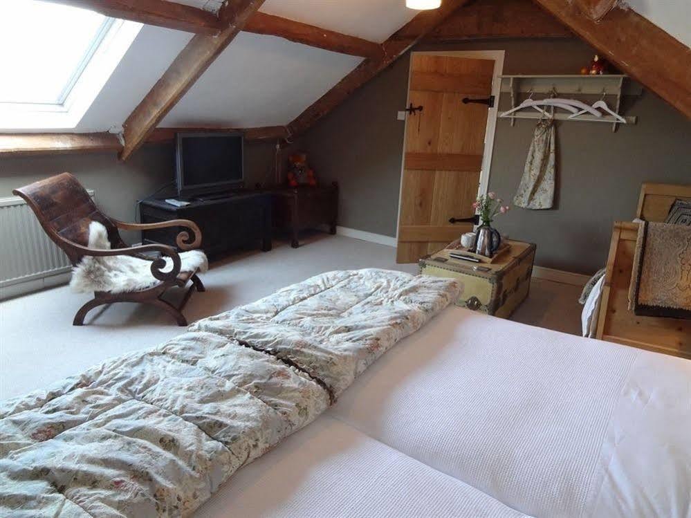 Huxham Farmhouse Bed & Breakfast East Pennard ภายนอก รูปภาพ